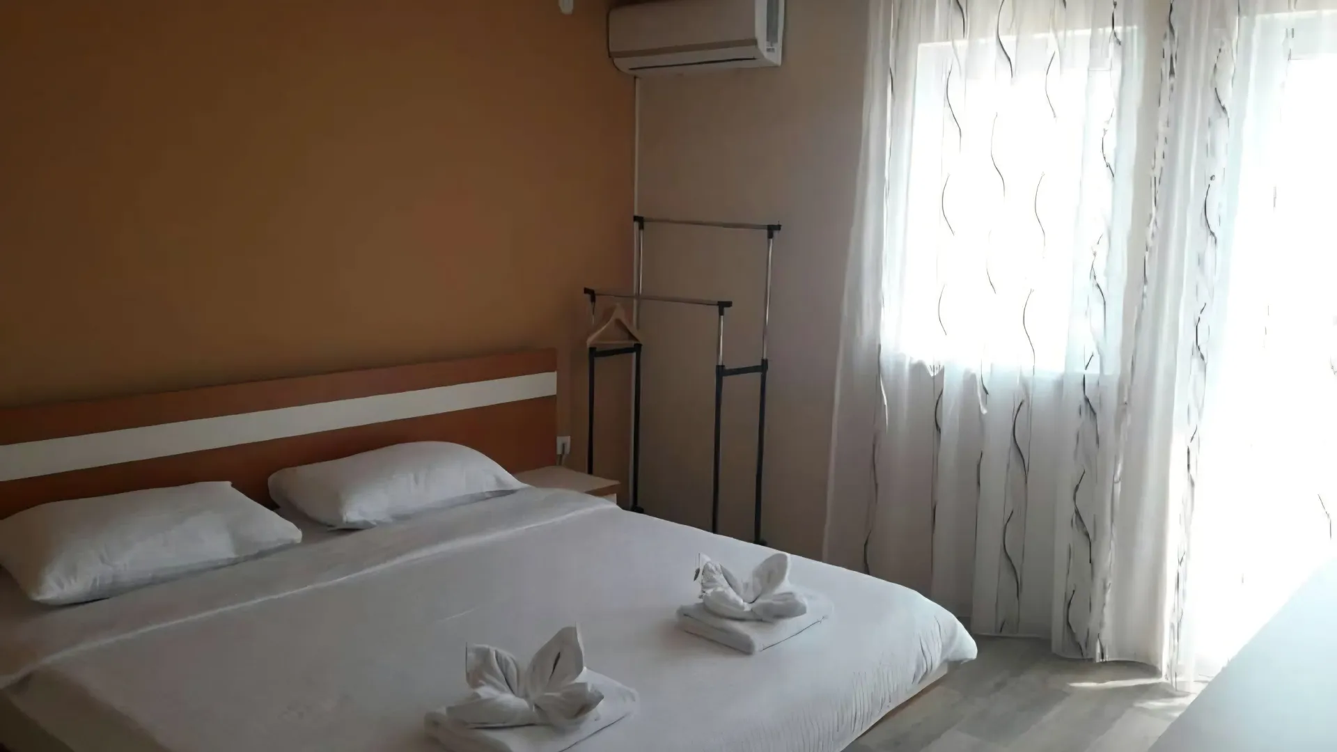 Izdavanje, dvosoban stan, 65m², Bijela, Herceg Novi
