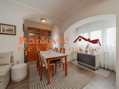 Prodaja, trosoban stan, 78m², Lipov Lad, Zvezdara Sve Podlokacije - image 9