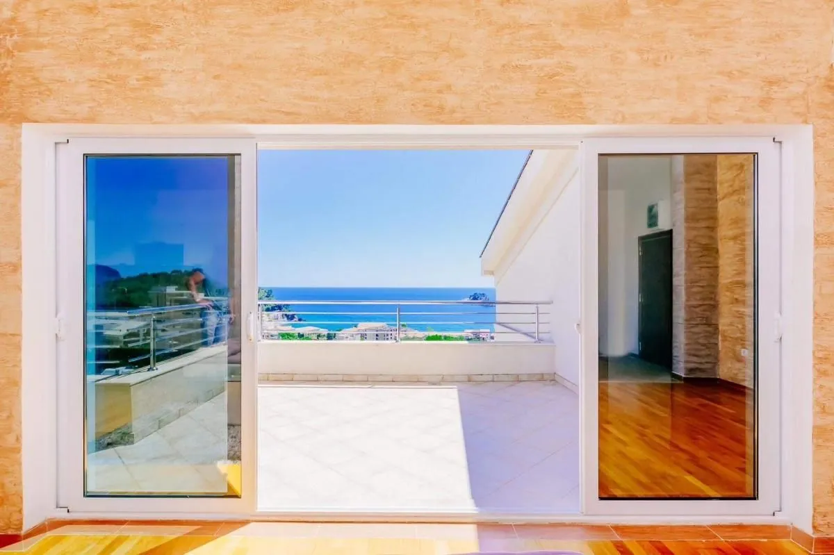 Sale, apartment, 89m², Petrovac, Budva
