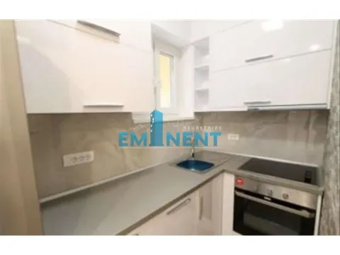 Izdavanje, stan, 64m², Savski Venac, Beograd - image 2