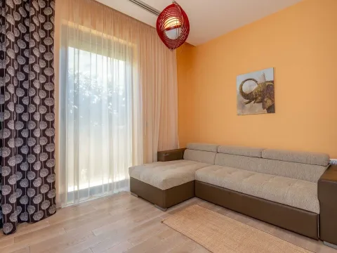 Prodaja, trosoban stan, 139m², Rijeka Reževići, Budva - image 13