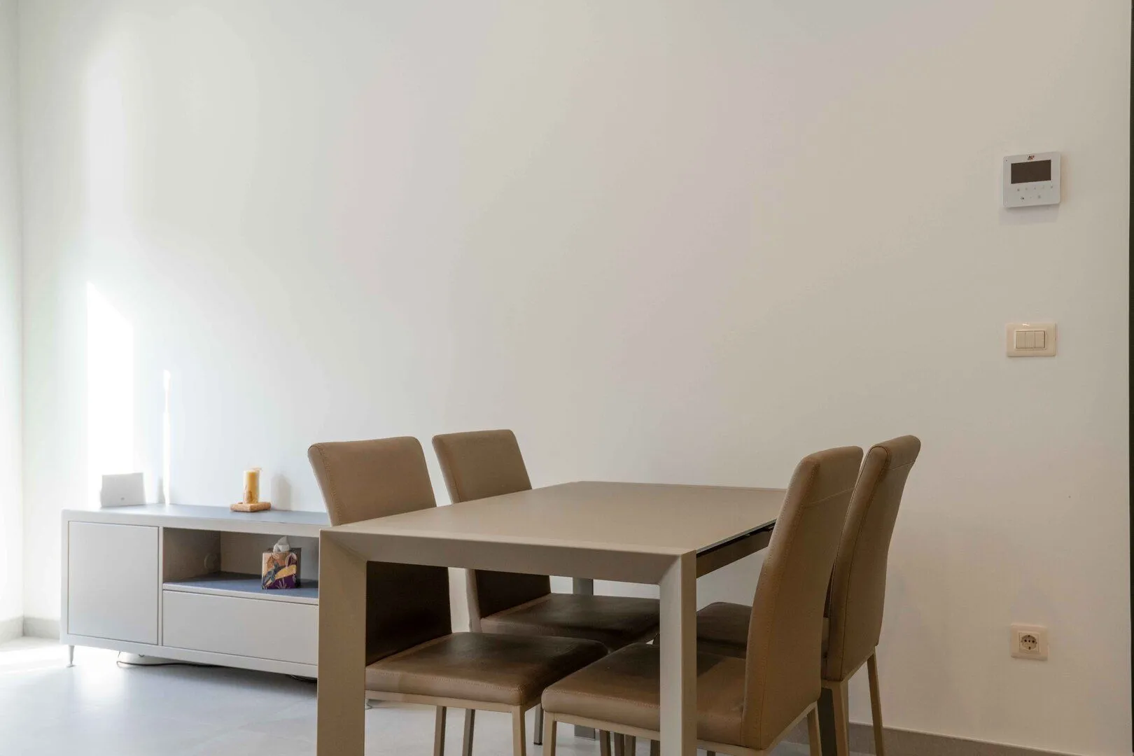 Prodaja, kuća, 204m², Podkošljun, Budva