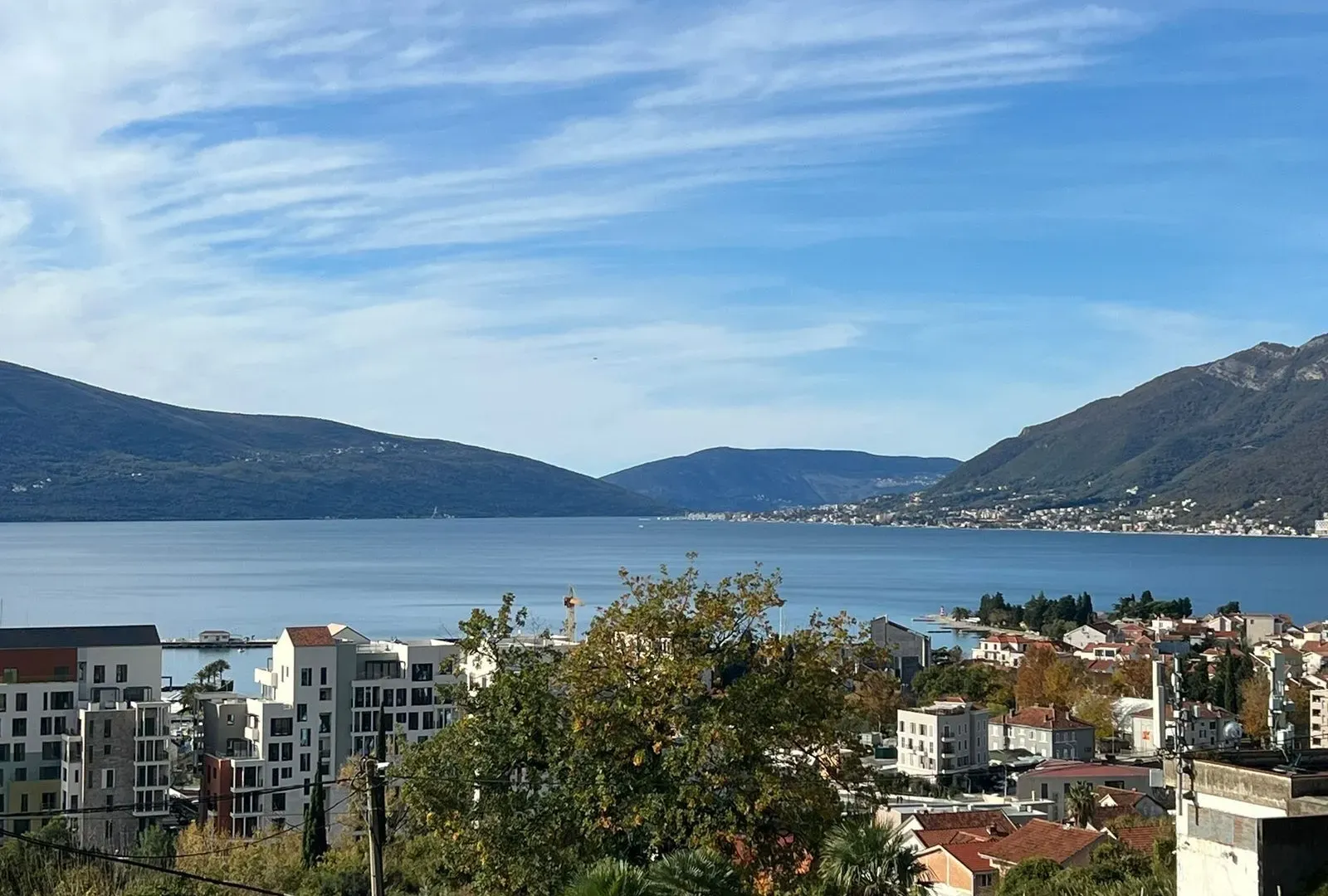 Prodaja, četvorosoban stan, 126m², Tivat, Crna Gora