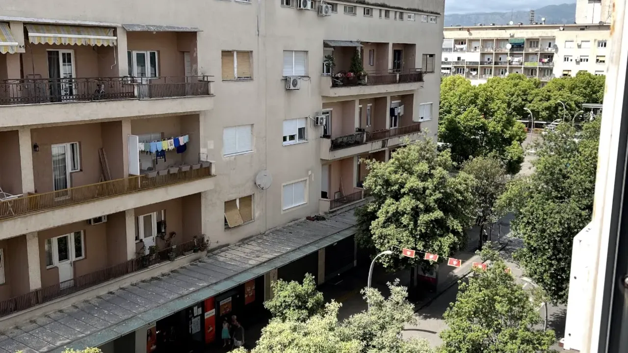 Izdavanje, jednosoban stan, 37m², Centar, Podgorica