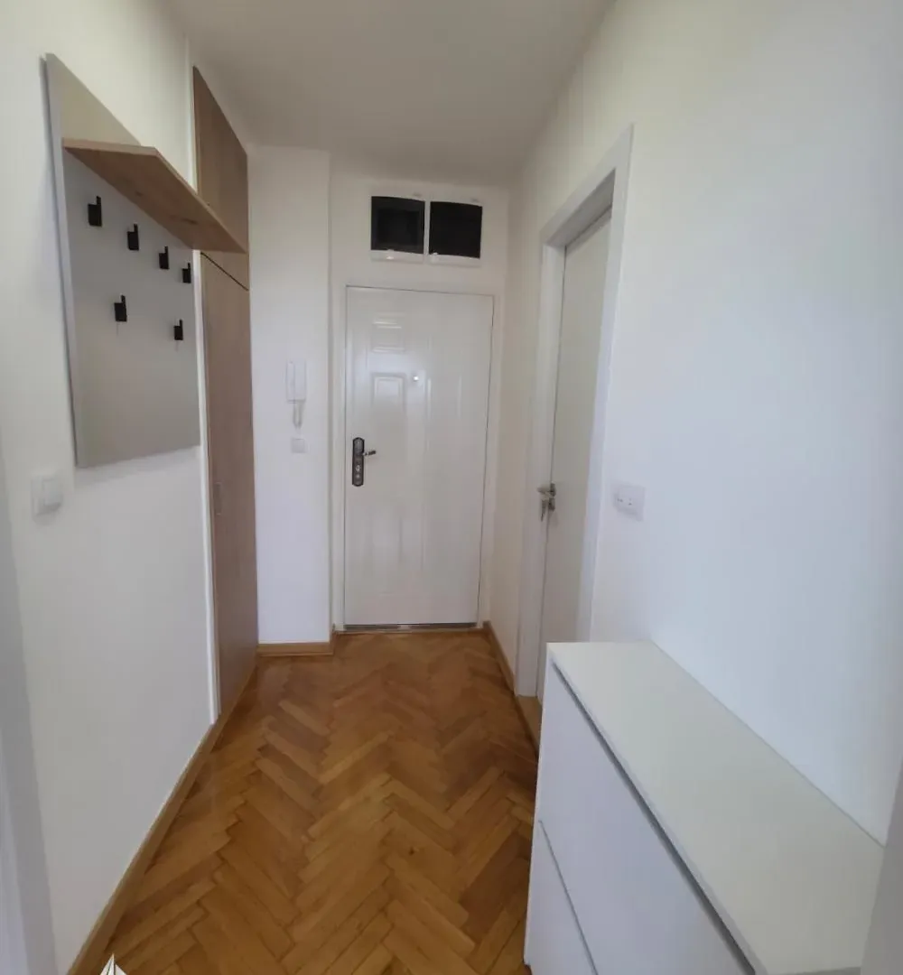 Rent, two bedroom apartment, 41m², Novi Beograd Blok 1 Fontana, Novi Beograd Sve Podlokacije