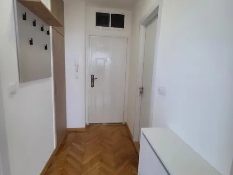 Rent, two bedroom apartment, 41m², Novi Beograd Blok 1 Fontana, Novi Beograd Sve Podlokacije - image 12
