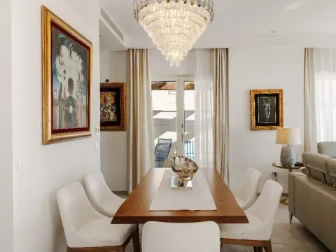 Izdavanje, kuća, 115m², Luštica Bay, Tivat - image 5