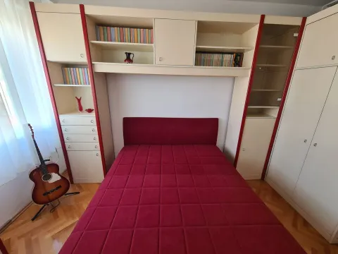 Rent, two bedroom apartment, 65m², Stara Varoš, Podgorica - image 11