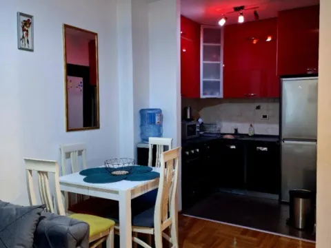 Izdavanje, dvosoban stan, 59m², Centar, Budva - image 3