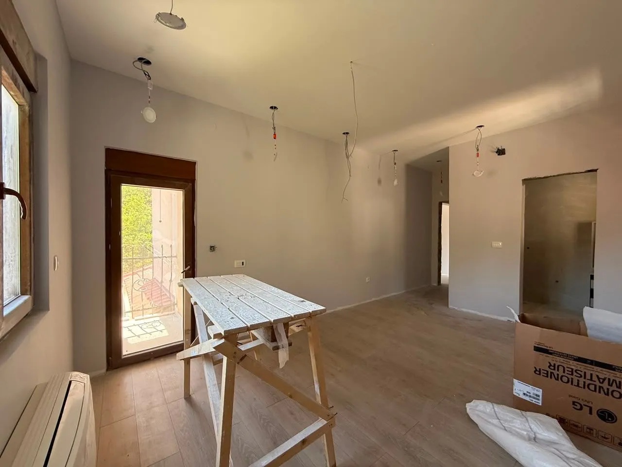 Prodaja, trosoban stan, 107m², Bečići, Budva