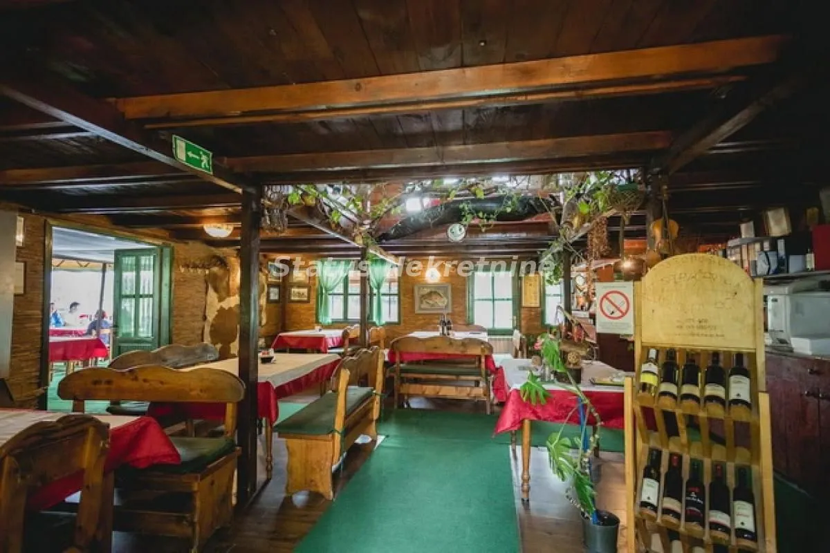 Prodaja, ugostiteljski objekat, 476m², Novi Sad, Srbija