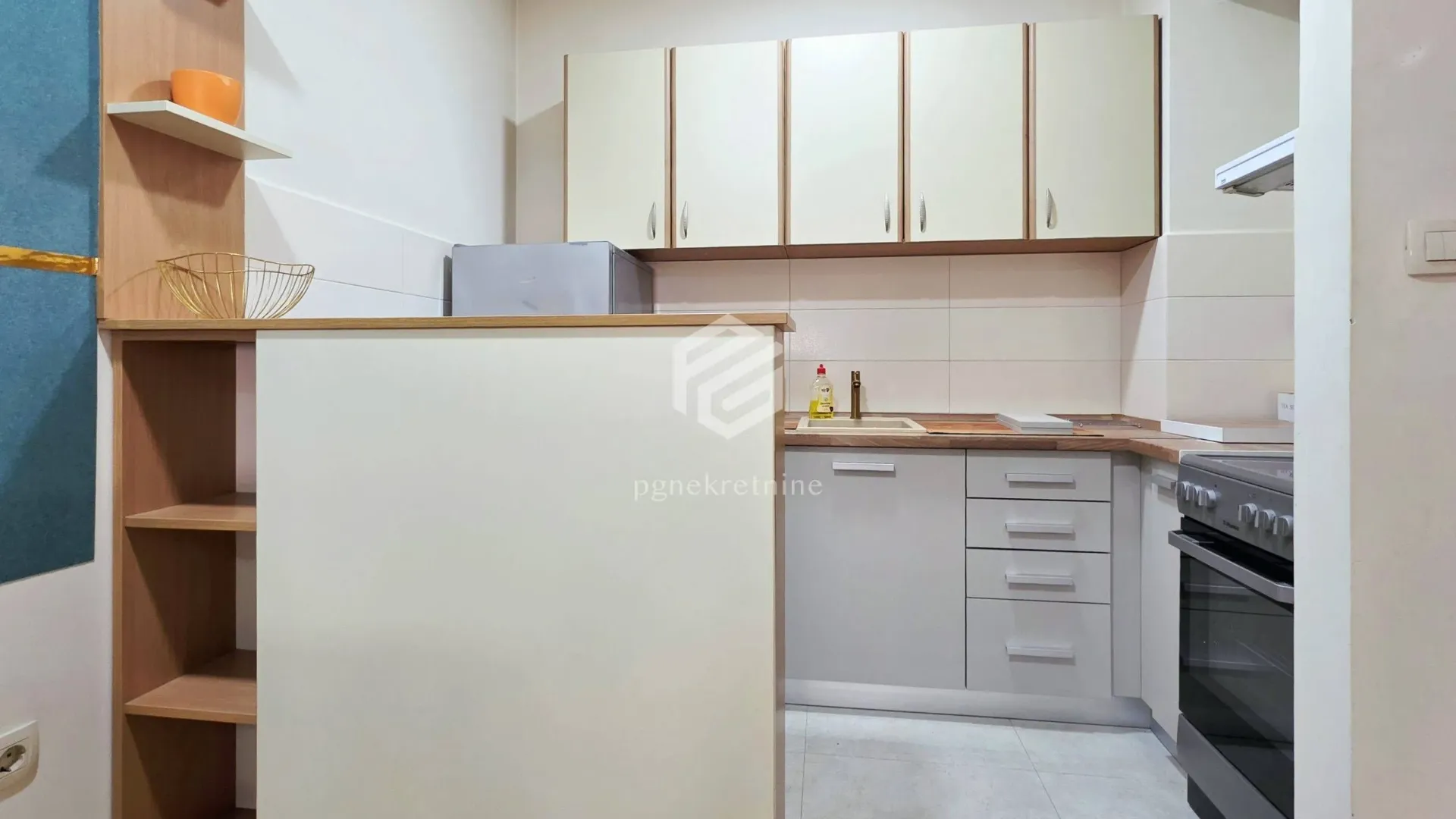 Izdavanje, jednosoban stan, 46m², City Kvart, Podgorica
