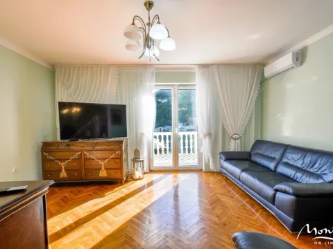 Prodaja, kuća, 288m², Budva, Crna Gora - image 12