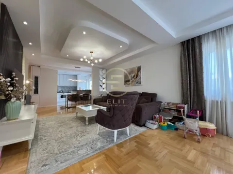 Prodaja, trosoban stan, 99m², Centar, Novi Sad - image 3