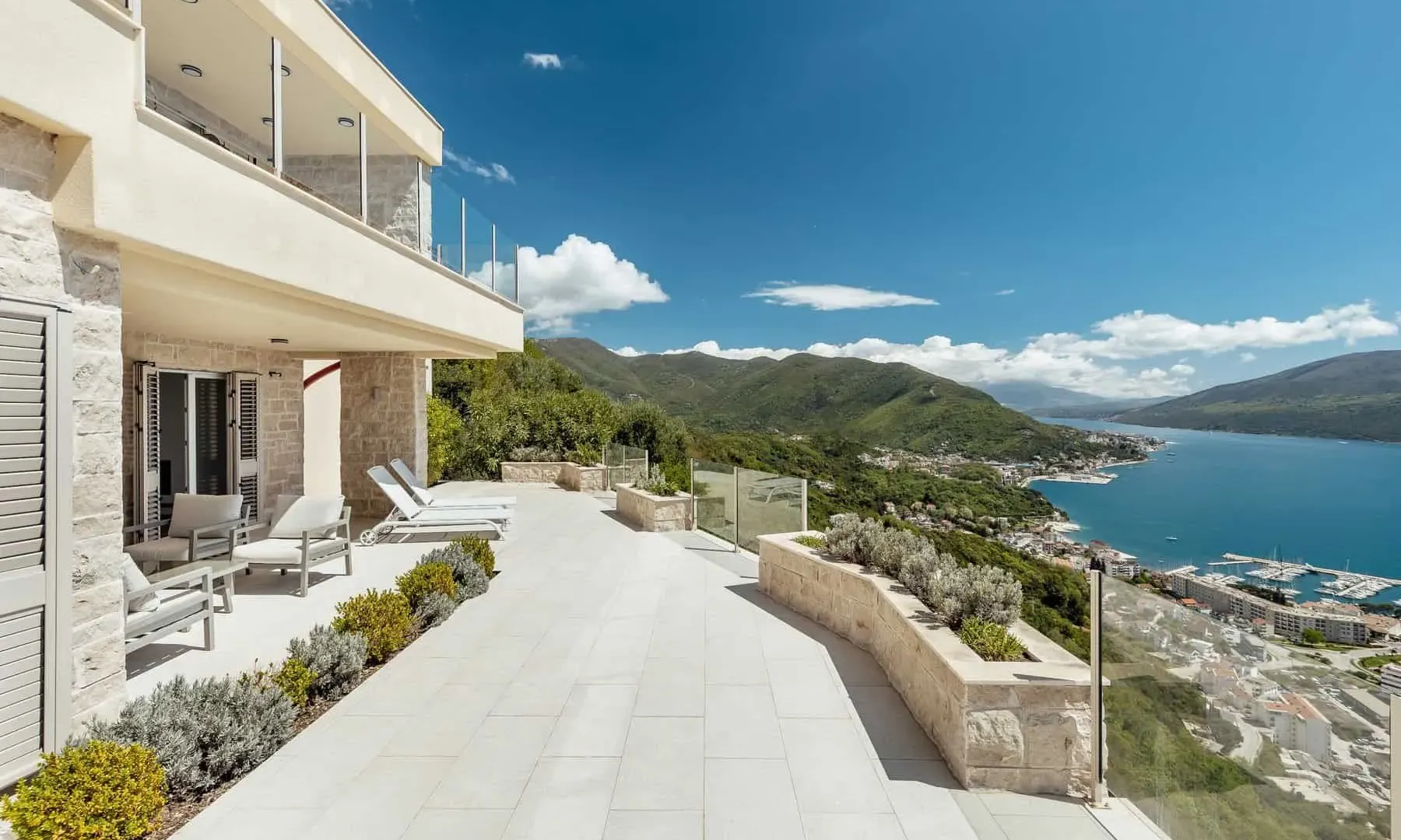 Prodaja, kuća, 338m², Podi, Herceg Novi
