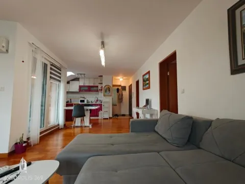 Prodaja, trosoban stan, 81m², Zemun Sve Podlokacije, Beograd - image 5