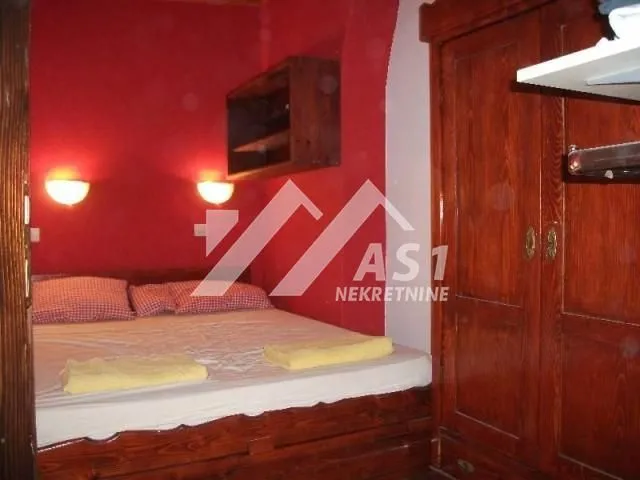 Rent, four bedroom apartment, 80m², Centar, Novi Sad