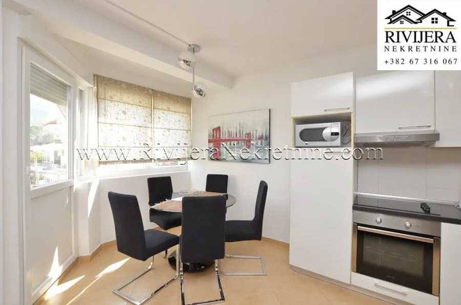 Prodaja, dvosoban stan, 69m², Đenovići, Herceg Novi