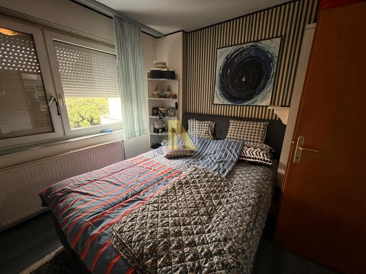Prodaja, kuća, 114m², Adamovićevo Naselje, Novi Sad Sve Podlokacije