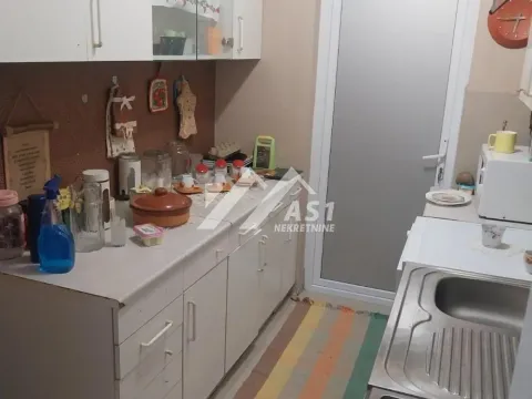 Izdavanje, kuća, 180m², Ledinci, Petrovaradin - image 6