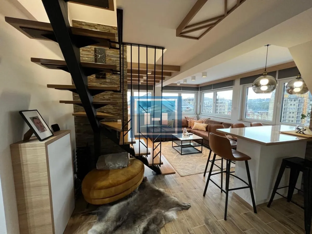 Prodaja, trosoban stan, 59m², Centar, Zlatibor