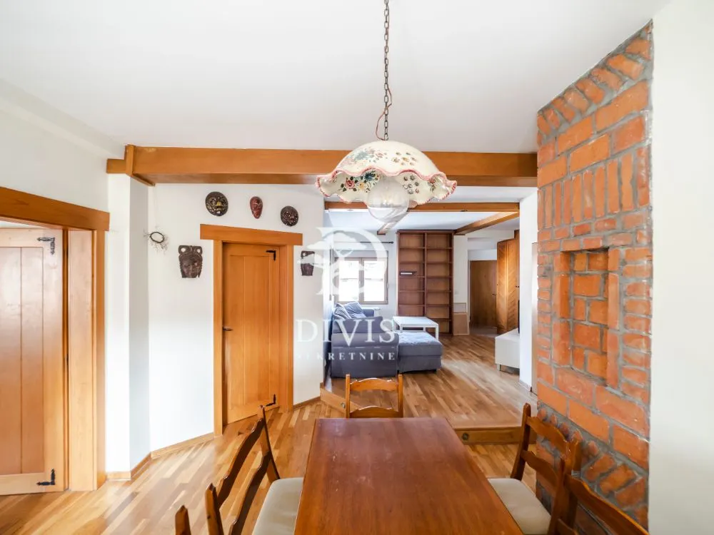 Sale, three bedroom apartment, 78m², Stari Grad, Beograd