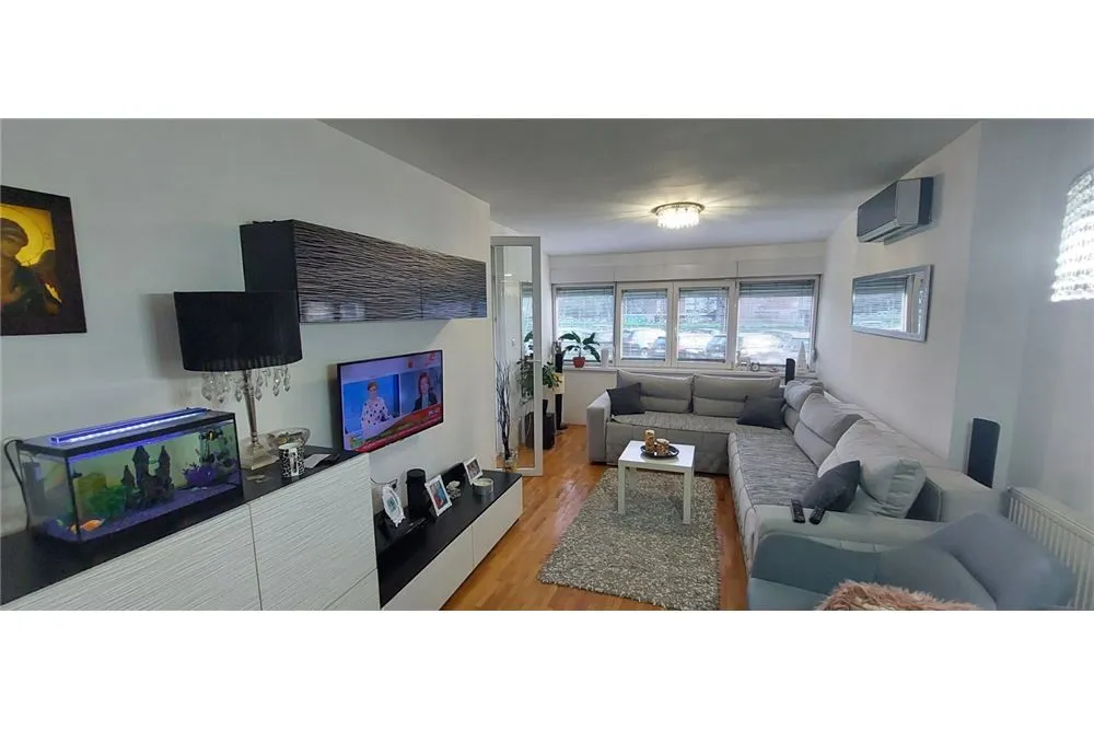 Prodaja, jednosoban stan, 53m², Niš, Srbija