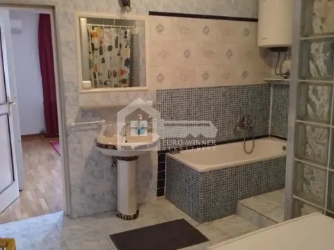 Izdavanje, četvorosoban stan, 150m², Hadzipopovac, Palilula Sve Podlokacije - image 13