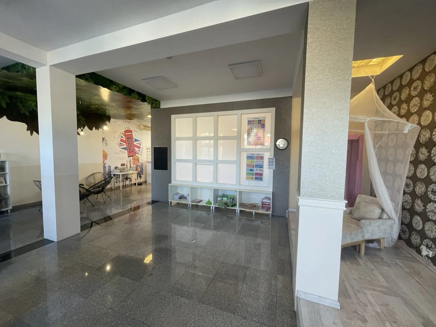 Izdavanje, poslovni prostor, 130m², Adamovićevo Naselje, Novi Sad Sve Podlokacije