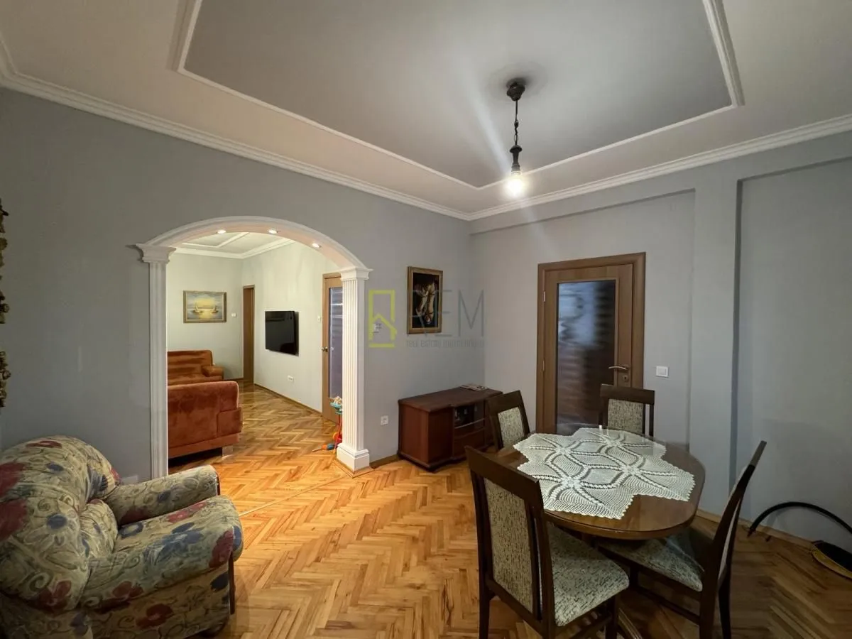 Rent, house, 100m², Centar, Podgorica