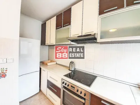 Sale, three bedroom apartment, 57m², Južni Bulevar, Vračar Sve Podlokacije - image 8