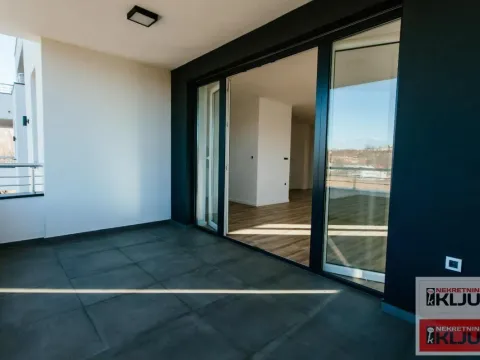 Prodaja, četvorosoban stan, 116m², Petrovaradin, Novi Sad - image 19