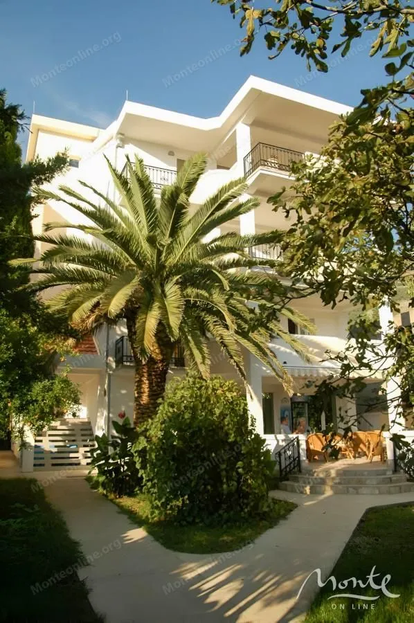 Sale, office space, 560m², Sutomore, Bar