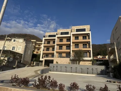 Sale, one bedroom apartment, 44m², Donja Lastva, Tivat - image 2