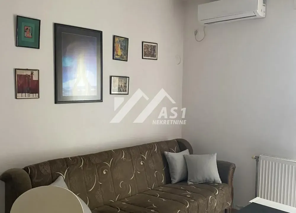 Izdavanje, jednosoban stan, 32m², Nova Detelinara, Novi Sad Sve Podlokacije