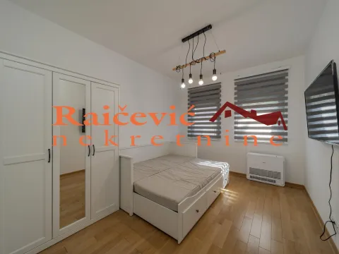 Izdavanje, trosoban stan, 92m², Voždovac Sve Podlokacije, Beograd - image 14