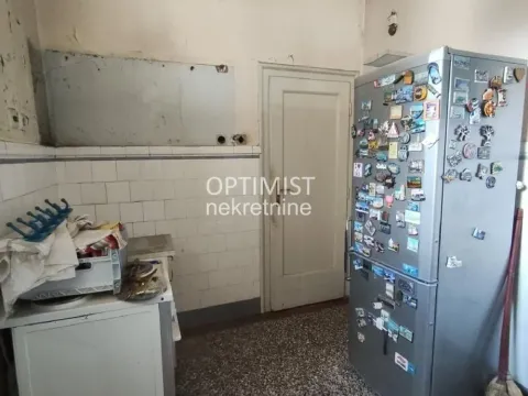 Prodaja, trosoban stan, 77m², Stari Grad, Beograd - image 19