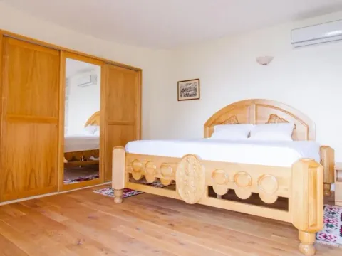 Sale, house, 1300m², Perazića do, Budva - image 7