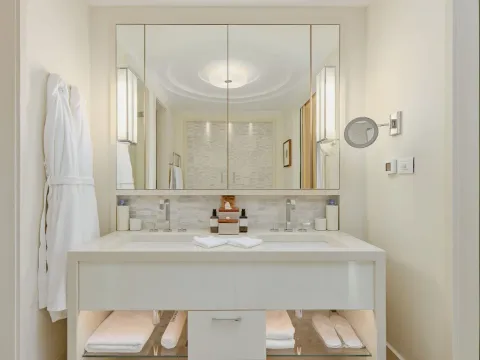 Sale, one bedroom apartment, 69m², Porto Montenegro, Tivat - image 10