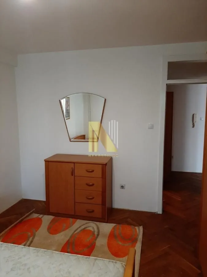Izdavanje, dvosoban stan, 56m², Bulevar Oslobodjenja, Novi Sad Sve Podlokacije