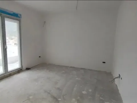 Izdavanje, jednosoban stan, 46m², Ilino, Bar - image 4