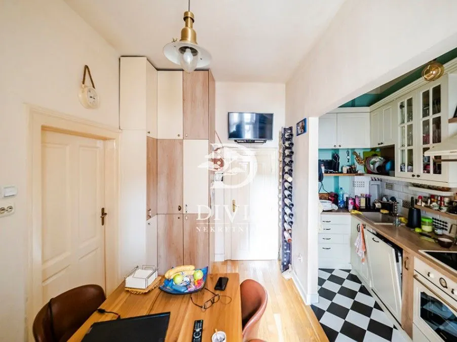 Sale, two bedroom apartment, 58m², Neimar, Vračar Sve Podlokacije
