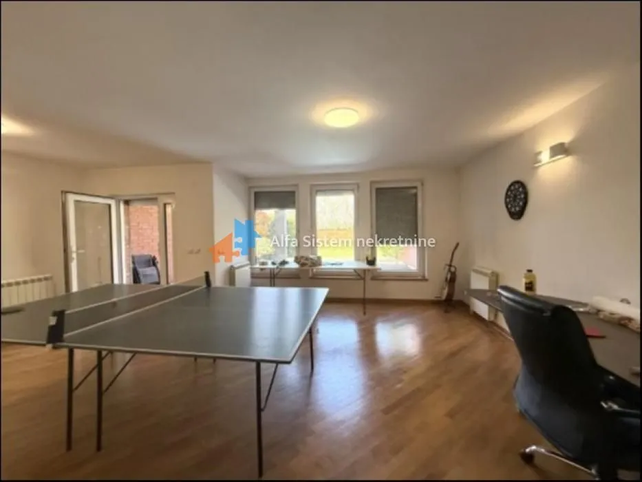 Rent, house, 320m², Višnjička Banja, Palilula Sve Podlokacije