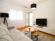 Izdavanje, jednosoban stan, 47m², New City, Podgorica - image 3