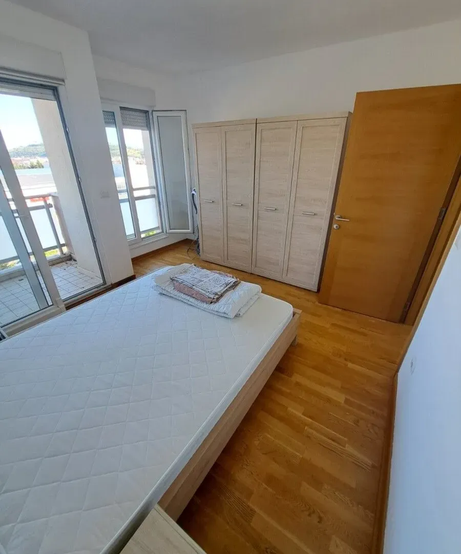 Rent, two bedroom apartment, 68m², City Kvart, Podgorica