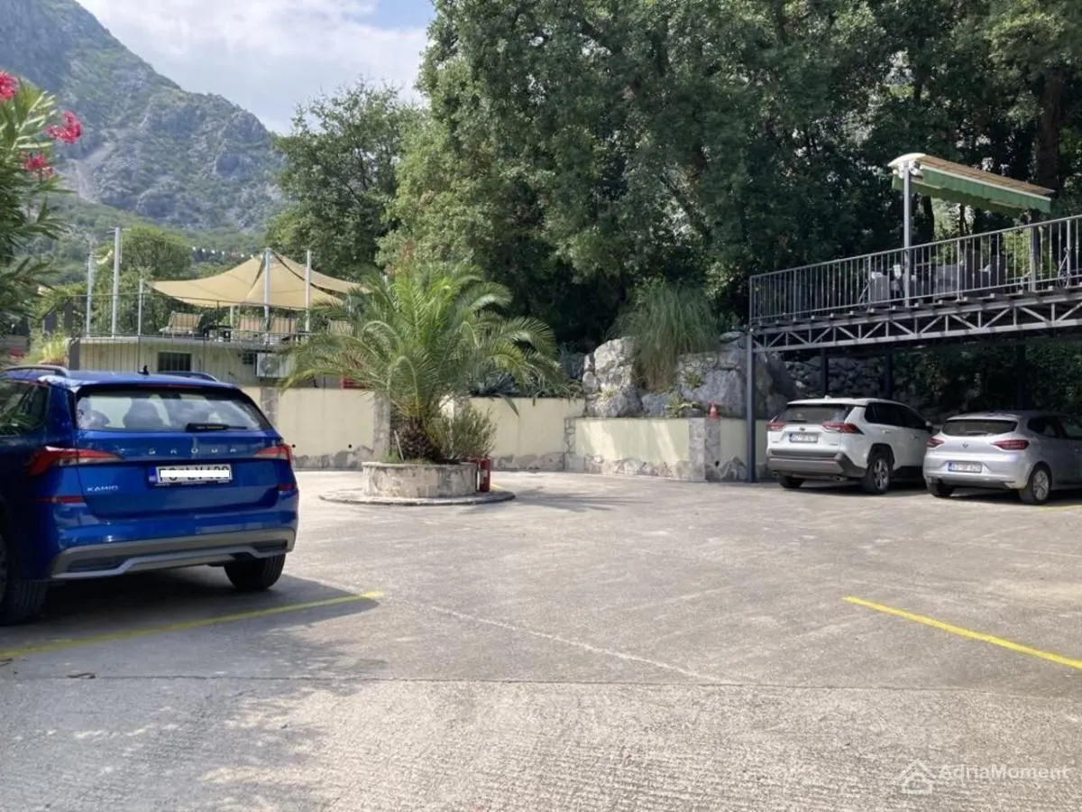 Prodaja, trosoban stan, 101m², Orahovac, Kotor