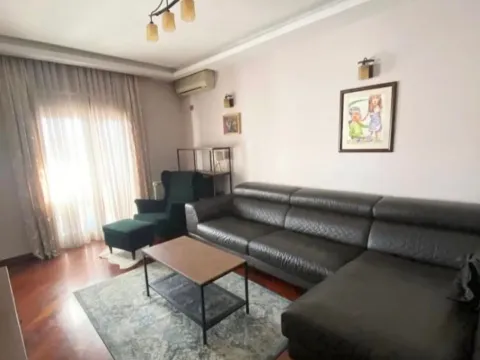 Prodaja, dvosoban stan, 84m², Stari Aerodrom, Podgorica - image 3