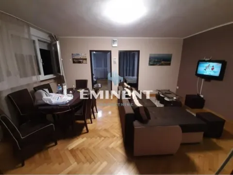 Izdavanje, trosoban stan, 68m², Novi Beograd Sve Podlokacije, Beograd - image 1