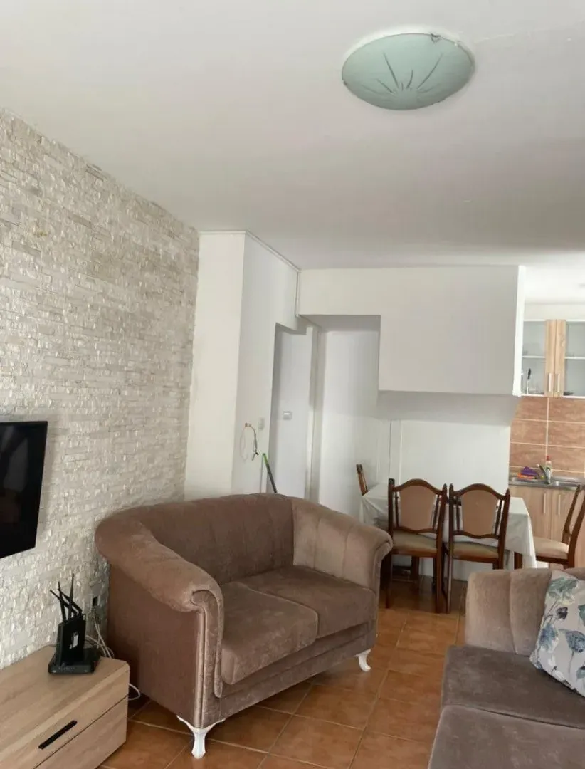 Rent, two bedroom apartment, 70m², Lazi, Budva