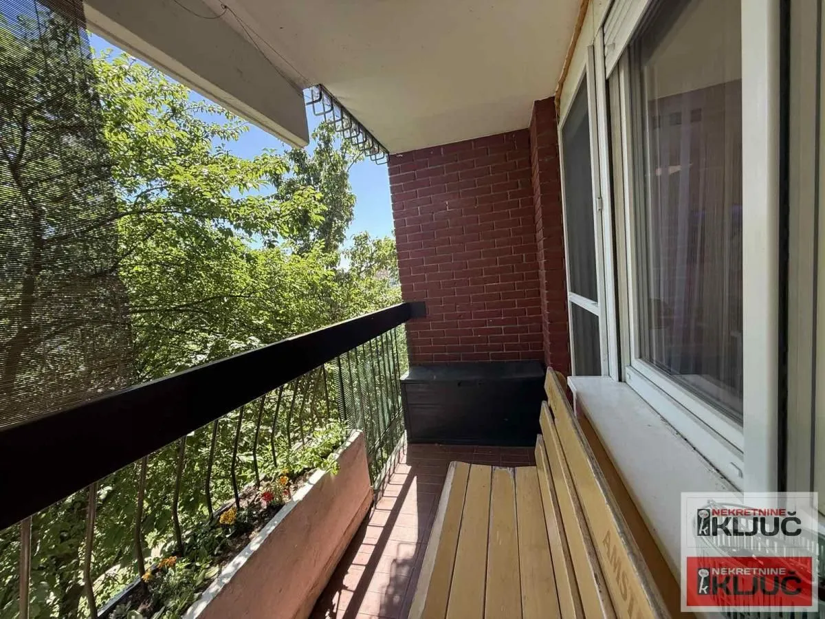Prodaja, dvosoban stan, 61m², Novo naselje, Novi Sad